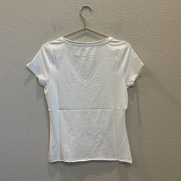 NWT Juicy Couture Smiley V-neck T-Shirt Size Small - Picture 7 of 7